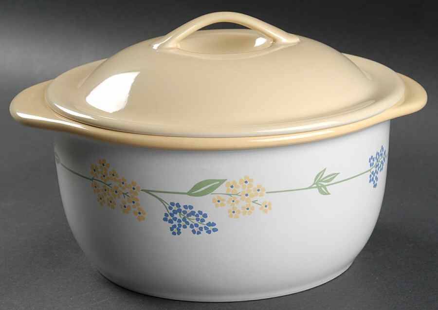 Secret Garden (Corelle) 1.5 Qt Round Covered Casserole by Corning Corelle-1