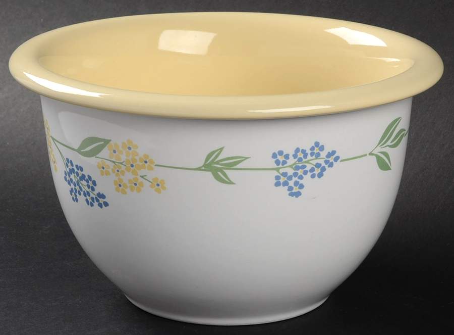 Secret Garden (Corelle) 7" Mixing Bowl by Corning Corelle-1