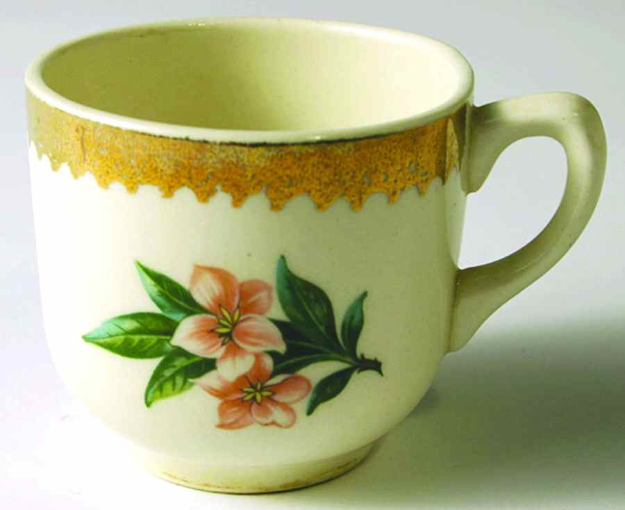 COI82 Flat Cup by Cronin-1
