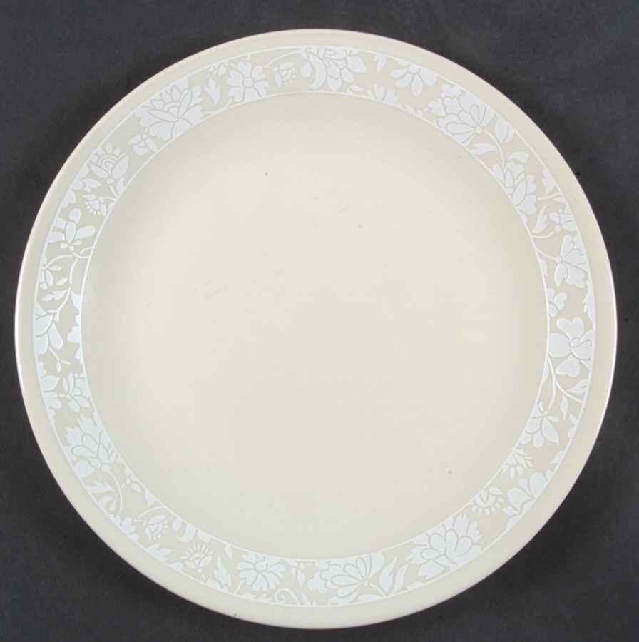 Whisper Luncheon Plate by Corning Corelle-1