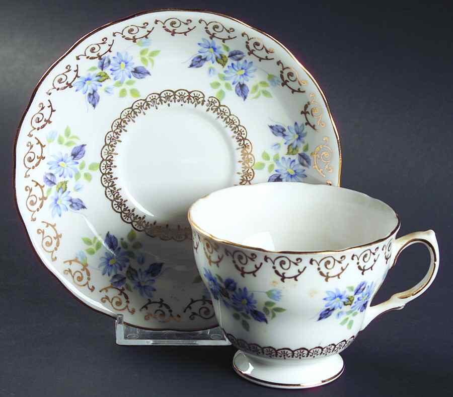 8246 Footed Cup & Saucer Set by Colclough-1
