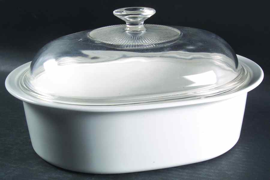 Classic Elegance 2.5 Quart Oval Covered Casserole by Corning Corelle-1