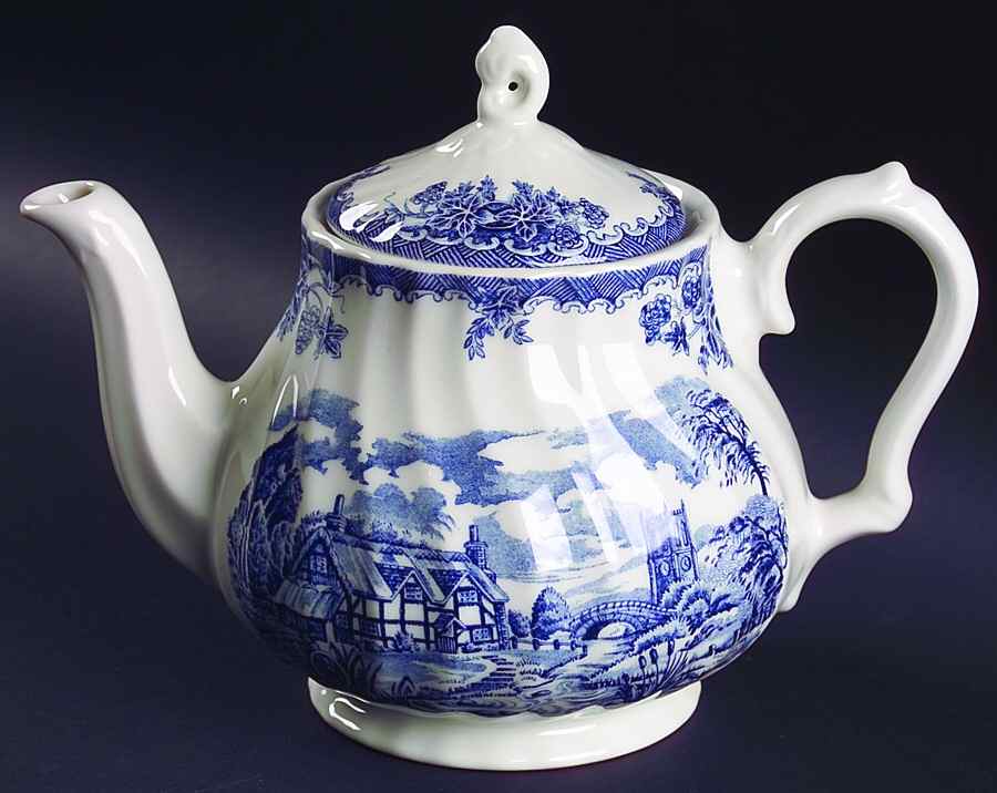 The Brook Blue (Columbia, Malaysia) Teapot & Lid by Churchill-1
