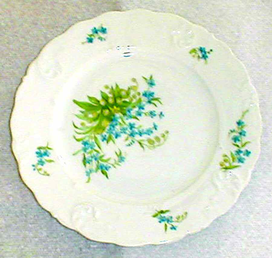 CHF1266 Dinner Plate by Charles Field Haviland-1