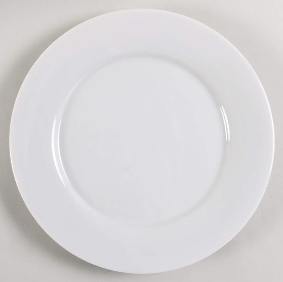 Aspen (Essential) Dinner Plate by Crate & Barrel-1