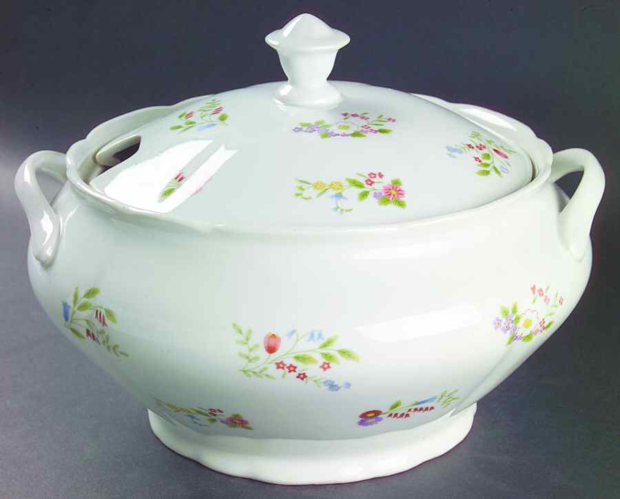COB31 Tureen &  Lid by BIA Cordon Bleu-1