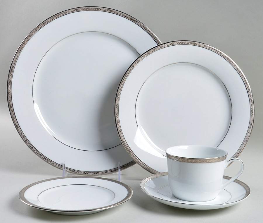 Grand Buffet Platinum 5 Piece Place Setting by Charter Club-1
