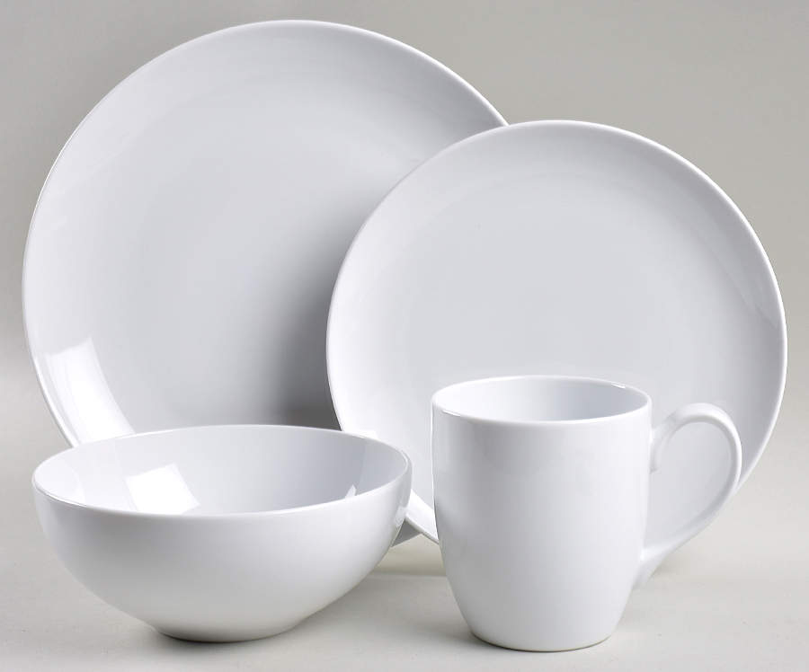 Aspen (Essential) 4 Piece Place Setting by Crate & Barrel-1