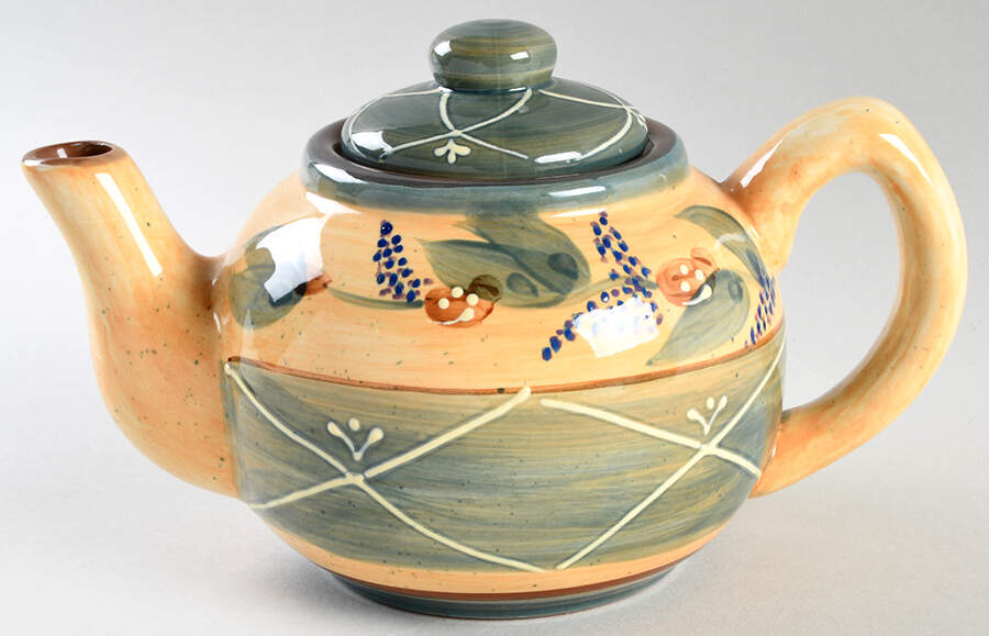 Chaumiere Teapot & Lid by Centrum-1