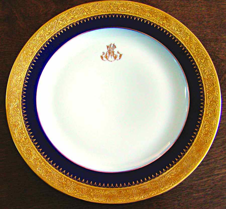 Bonhommes Dinner Plate by Chastagner & Cie-1