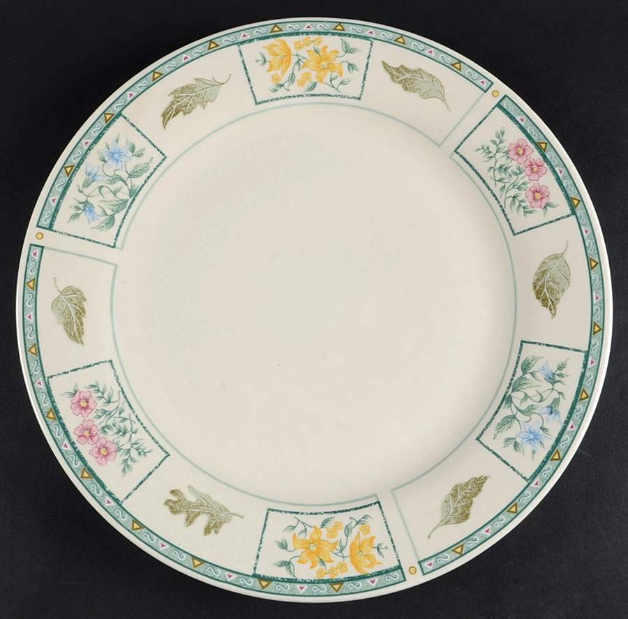 Chelsea Square 12" Chop Plate (Round Platter) by The Cellar (China)-1