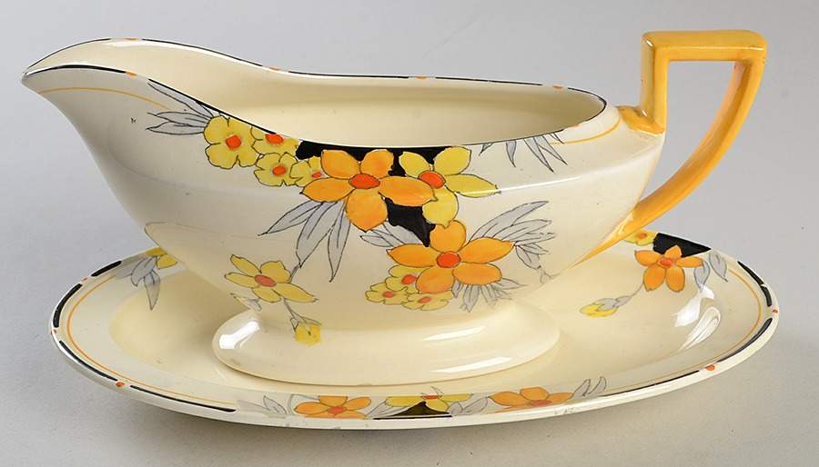 Sunburst Gravy Boat & Underplate by Crown Ducal-1