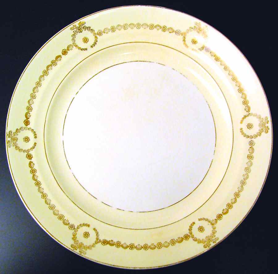 CRP166 Dinner Plate by Crown Potteries-1