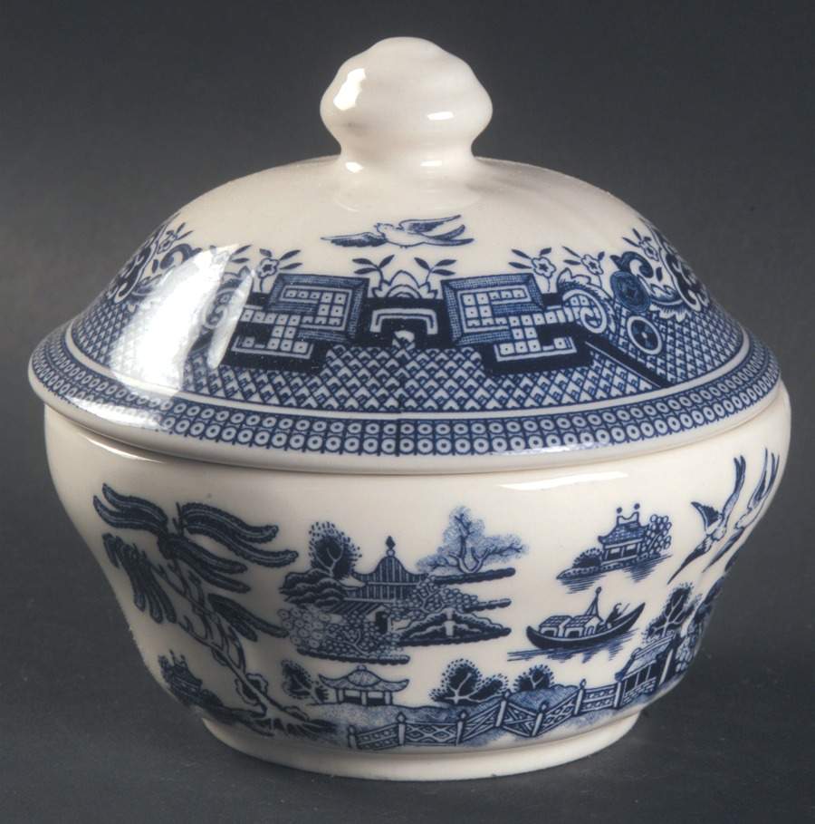 Willow Blue (Columbia) Sugar Bowl & Lid by Churchill-1