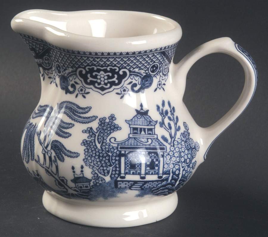 Willow Blue (Columbia) Creamer by Churchill-1