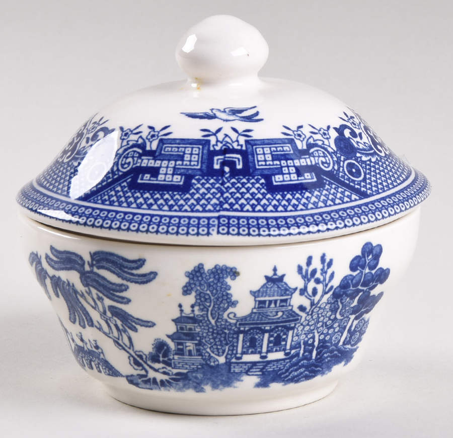 Willow Blue (Columbia) Sugar Bowl & Lid by Churchill-1