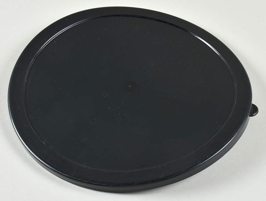 Simple Lines (Corelle) Plastic Lid For 9 5/8" Metal Bowl by Corning Corelle-1