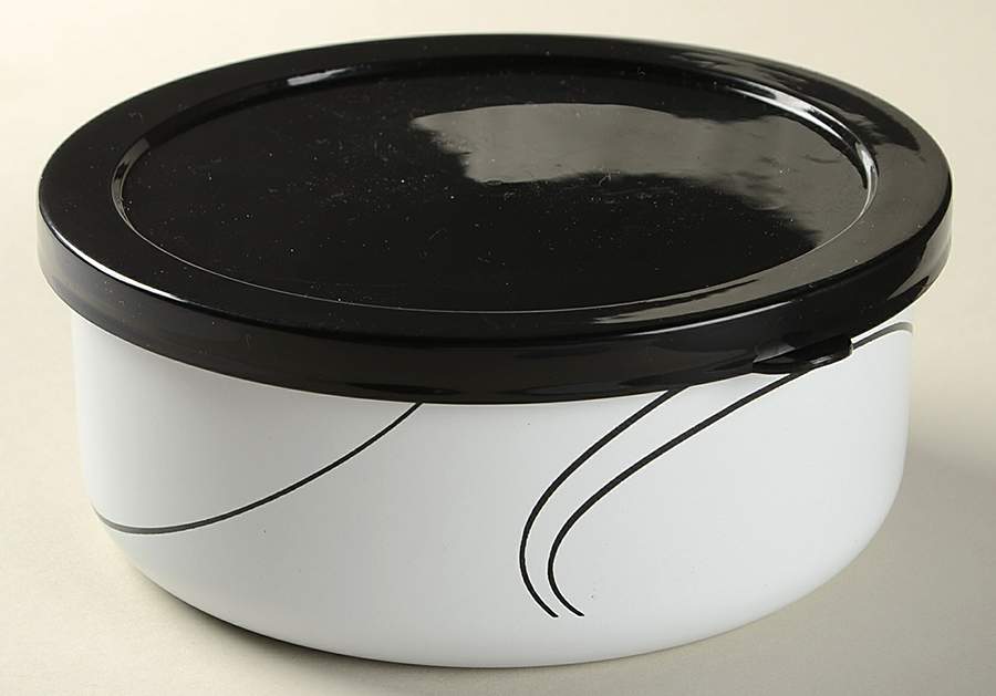 Simple Lines (Corelle) 5" Metal Bowl W/Plastic Lid by Corning Corelle-1