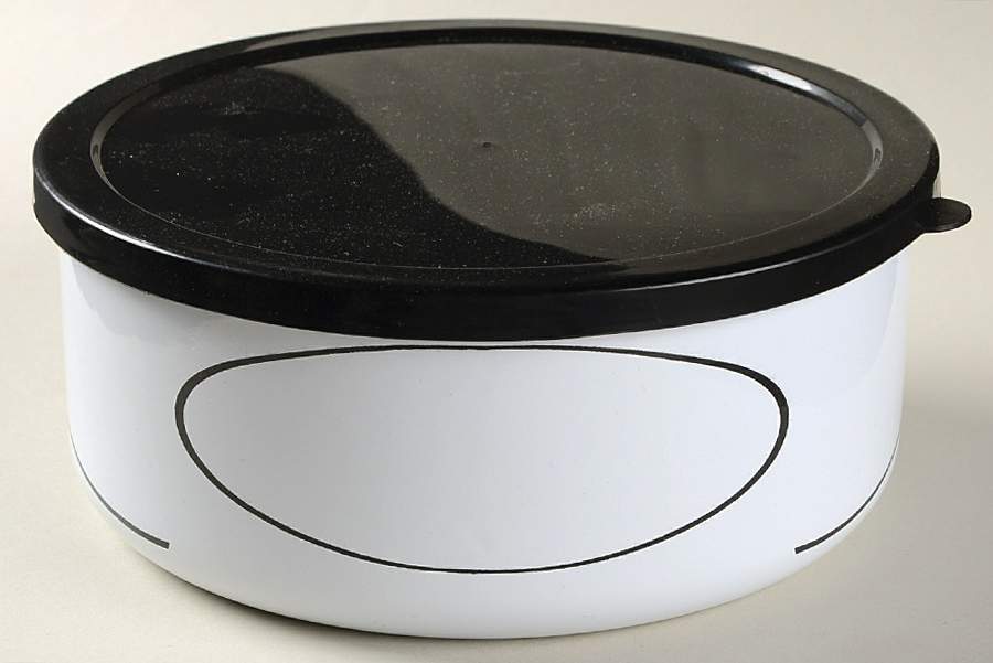 Simple Lines (Corelle) 7" Metal Bowl & Plastic Lid by Corning Corelle-1
