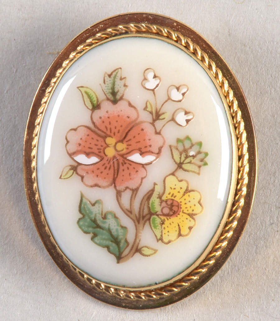 Temple Blossom Pendant/Pin by Lenox-1