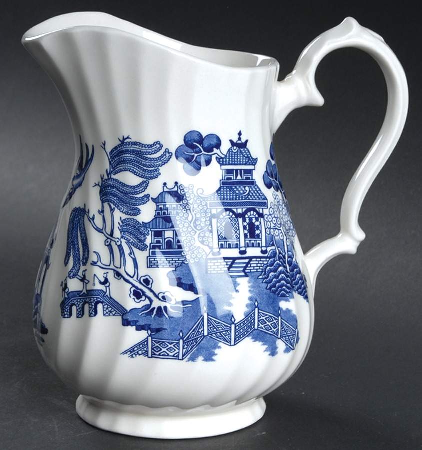 Blue Willow (Swirl, Columbia, Malaysia, England) Milk Jug by Churchill-1
