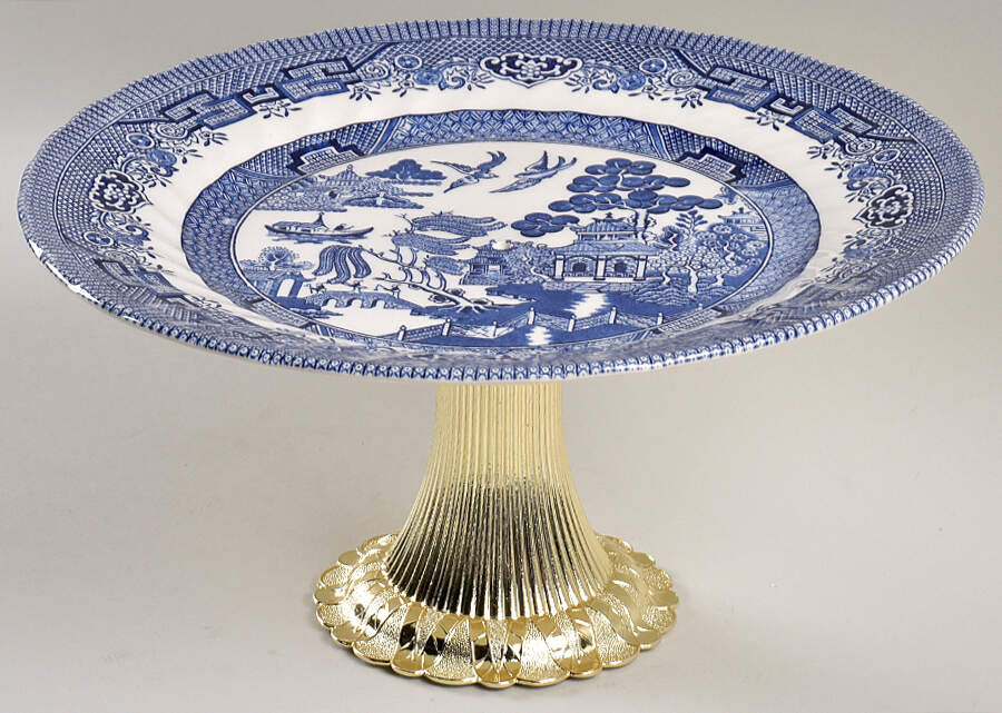 Blue Willow (Swirl, Columbia, Malaysia, England) Cake Stand with 4"-5" Metal Pedestal  Hc by Churchill-1