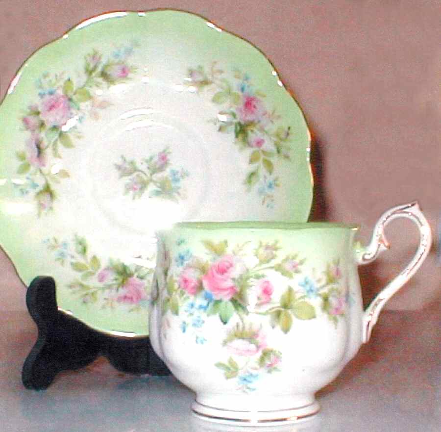 8254 Footed Cup & Saucer Set by Colclough-1