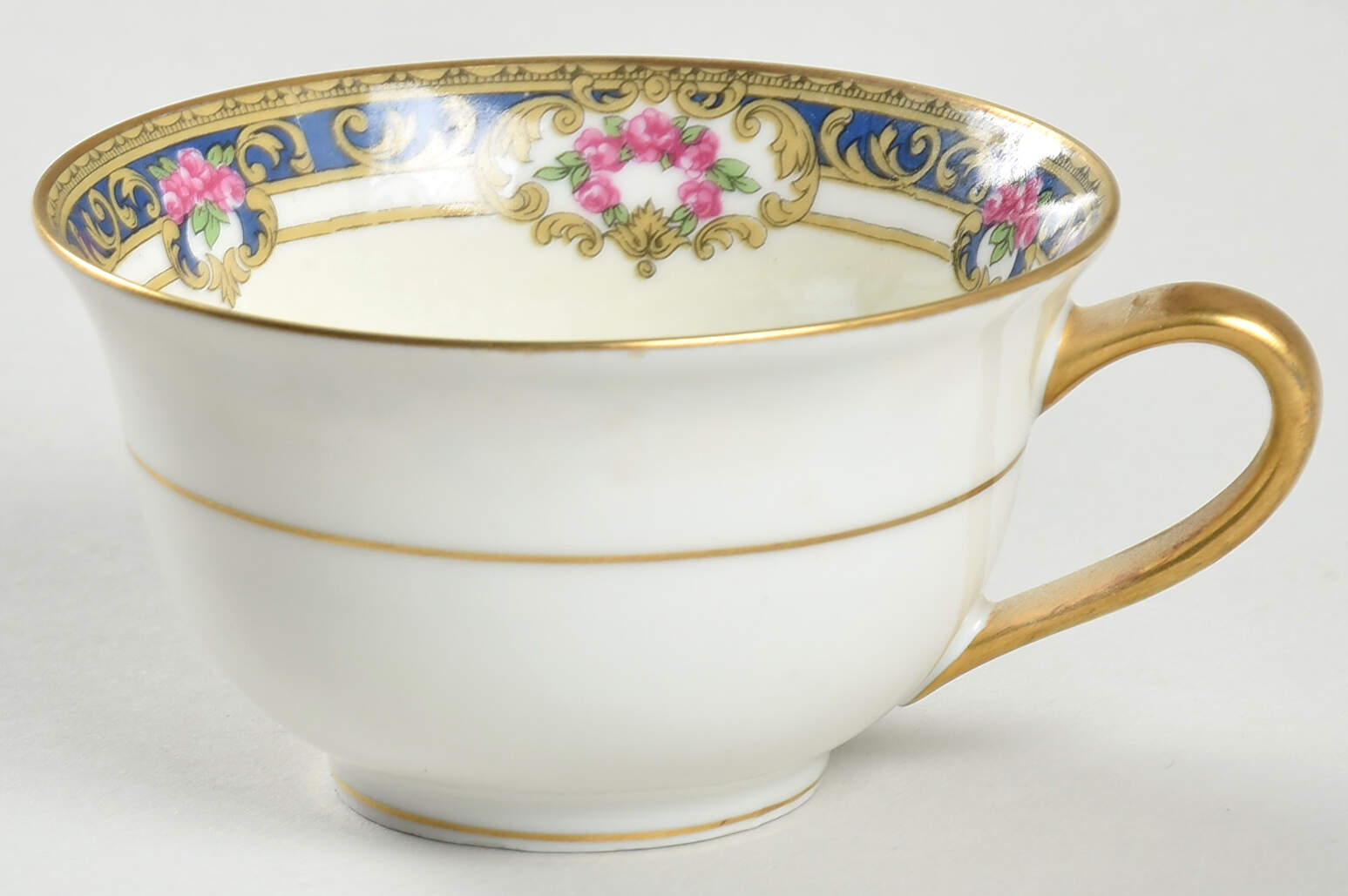 CRG74 Flat Cup by Henri Creanges-1