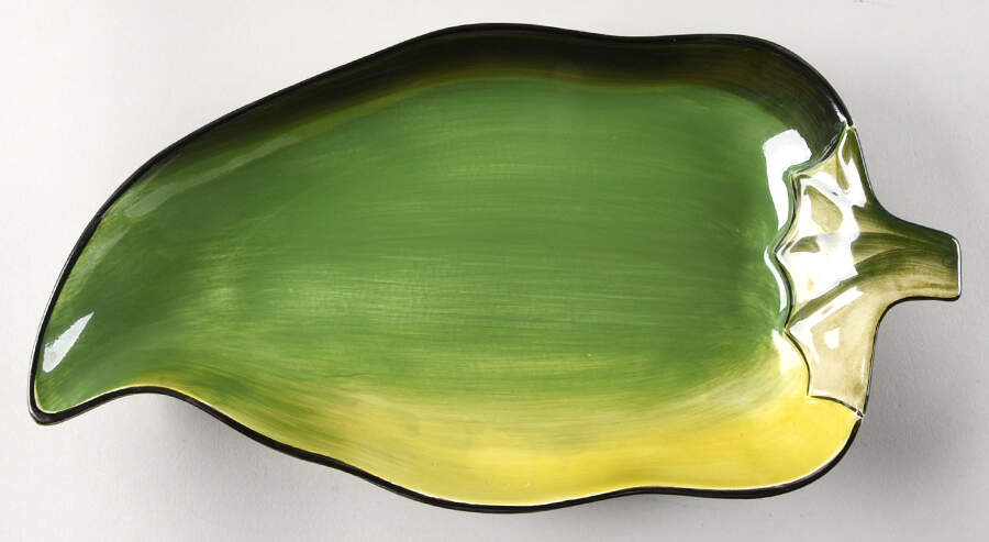 La Mesa 13" Figural Platter by Clay Art-1