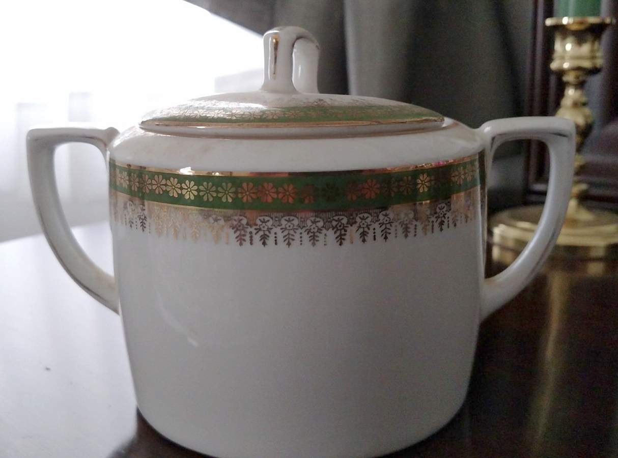 CAR163 Sugar Bowl & Lid by Carlsbad-1