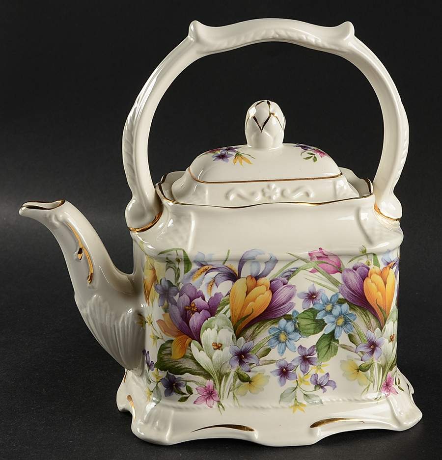 CDT13 Teapot & Lid by Crown Dorset-1