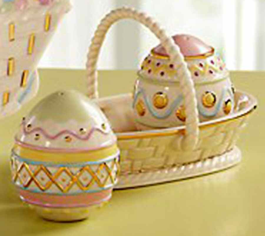 Easter Figural Salt and Pepper Tray Set by Lenox-1