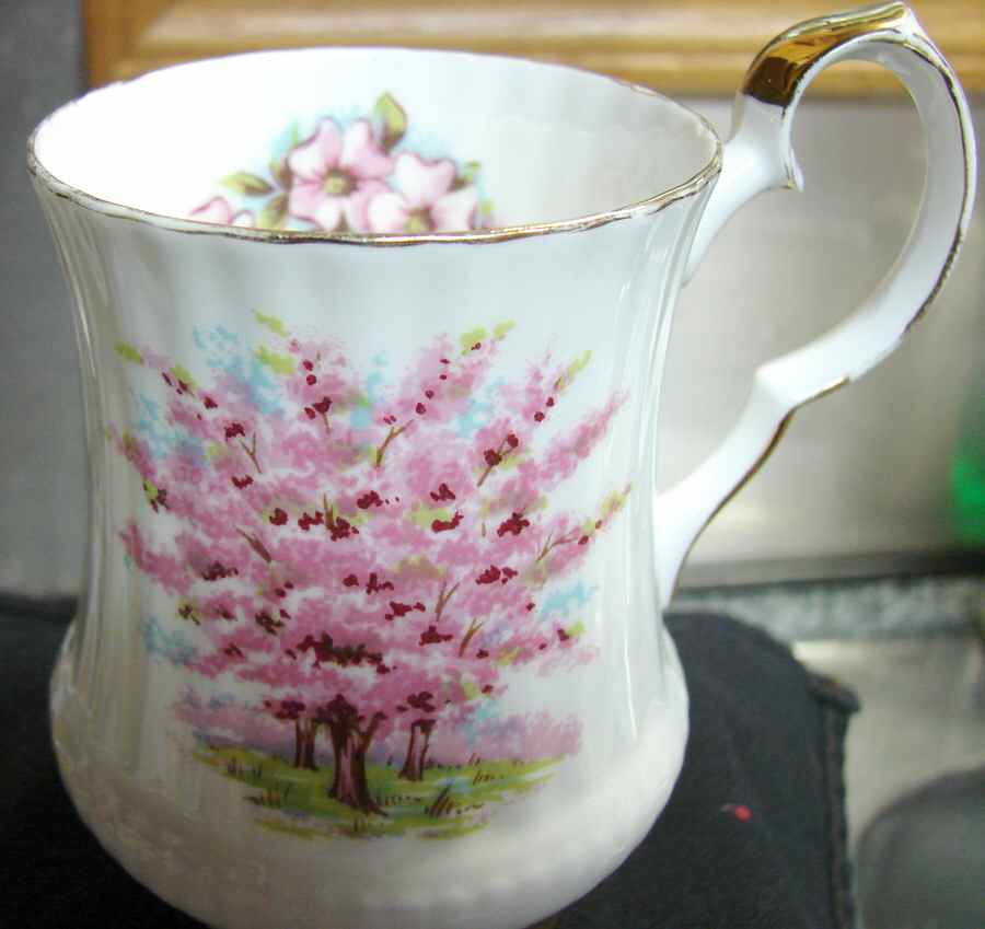Pink Mist Flat Cup by Cambridge - England-1
