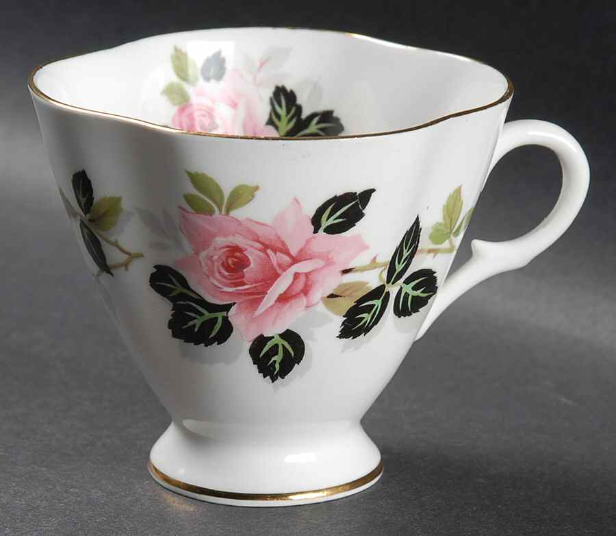 850-52 Footed Cup by Clarence (England)-1