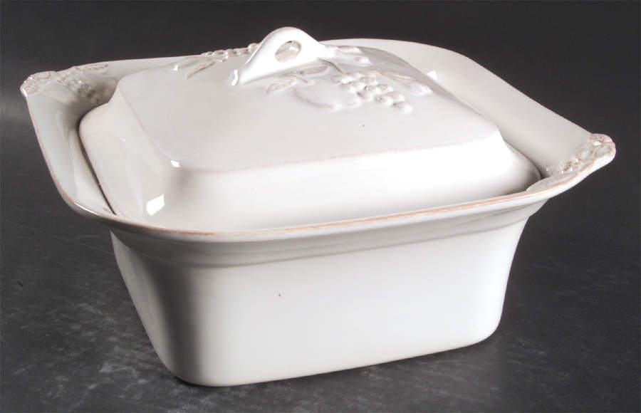 Madeira Harvest (White) 2 Quart Square Casserole with Ceramic Lid by Casafina-1