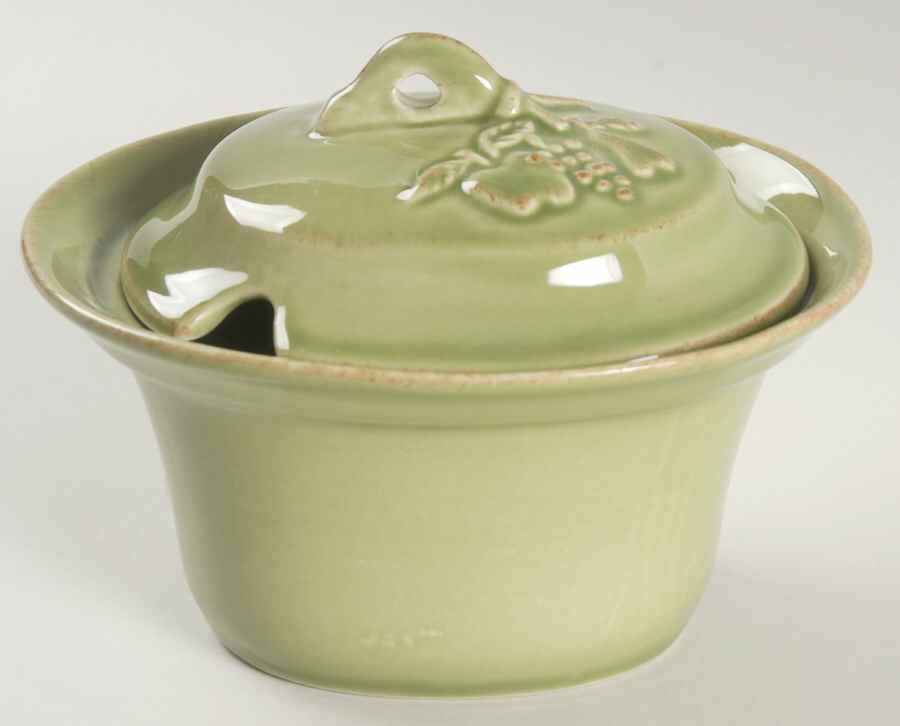 Madeira Harvest (Moss Green) Sugar Bowl & Lid by Casafina-1