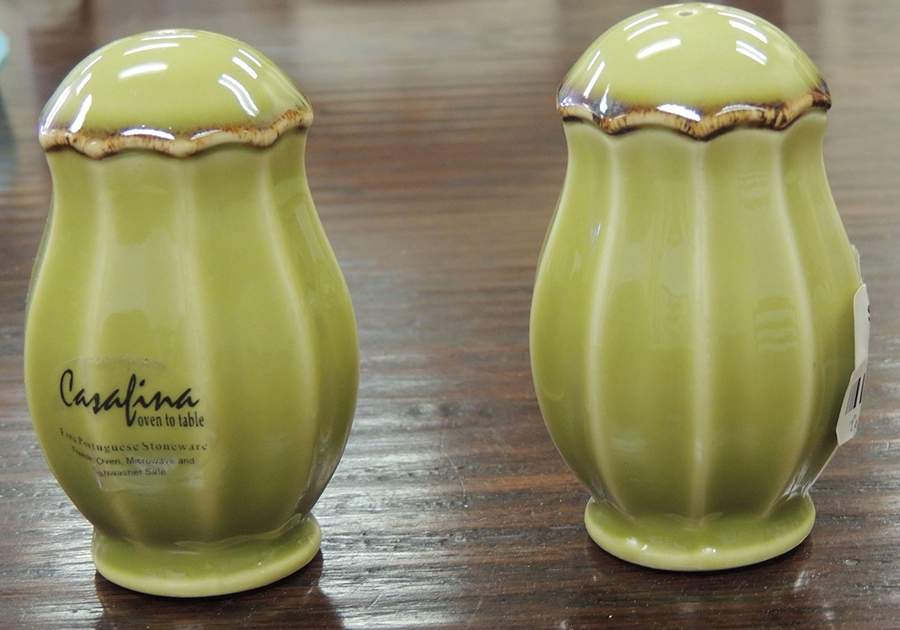 Autumn Waves Celery (Green) Salt & Pepper Set by Casafina-1