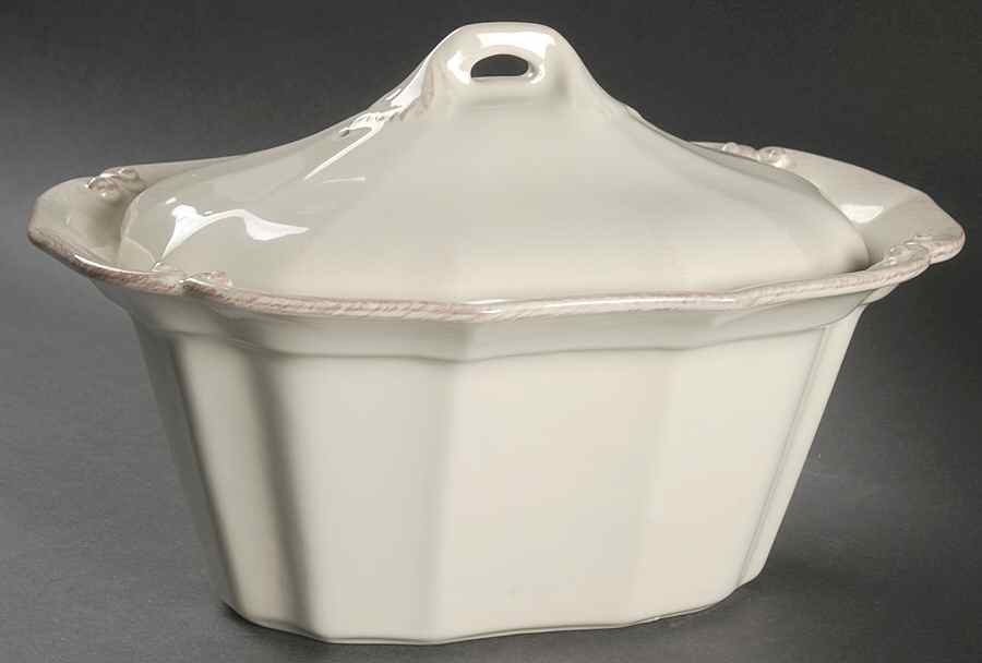 Vintage Port Cream 2 Quart Oval Covered Casserole by Casafina-1