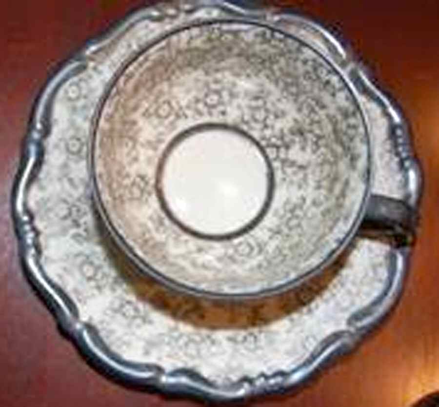 CTI196 Flat Cup & Saucer Set by Carl Tielsch-1