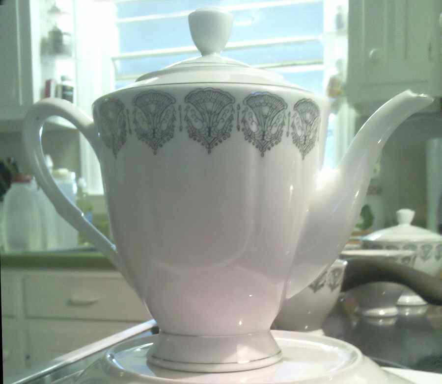 YSH14 Teapot & Lid by Yong Sheng Porcelain-1