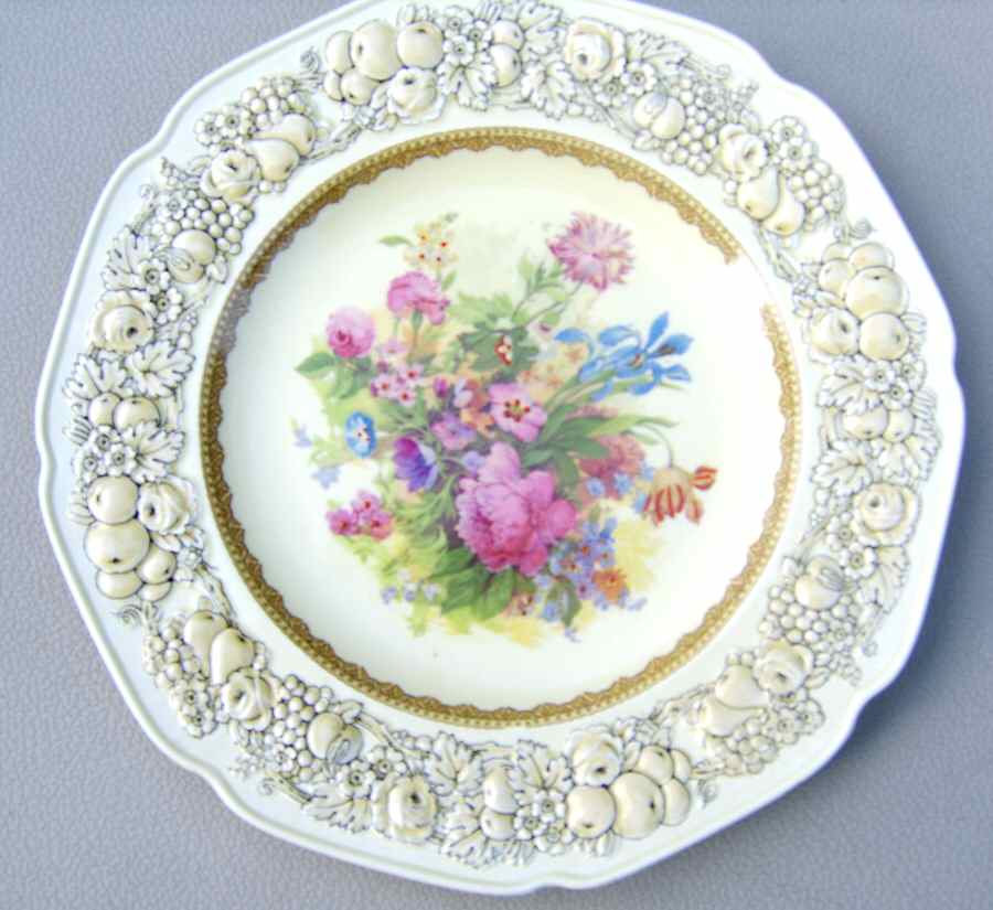 CRD203 Dinner Plate by Crown Ducal-1