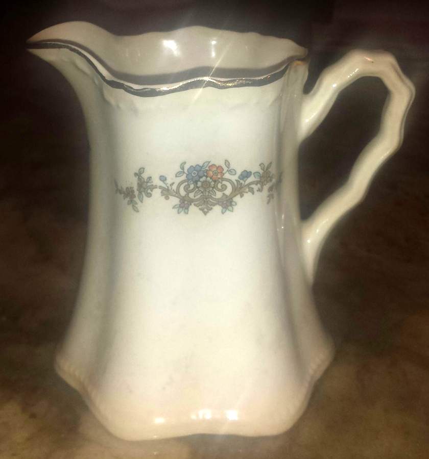 CRO318 Creamer by Crooksville-1
