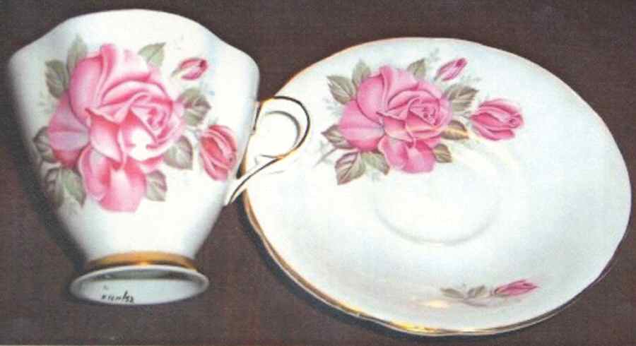 1611-52 Footed Cup & Saucer Set by Clarence (England)-1