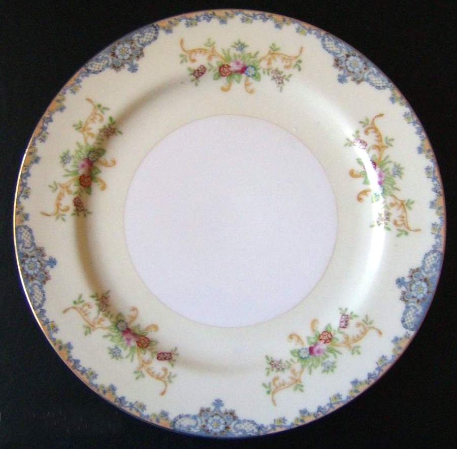 COW17 Dinner Plate by Crown China (Japan)-1