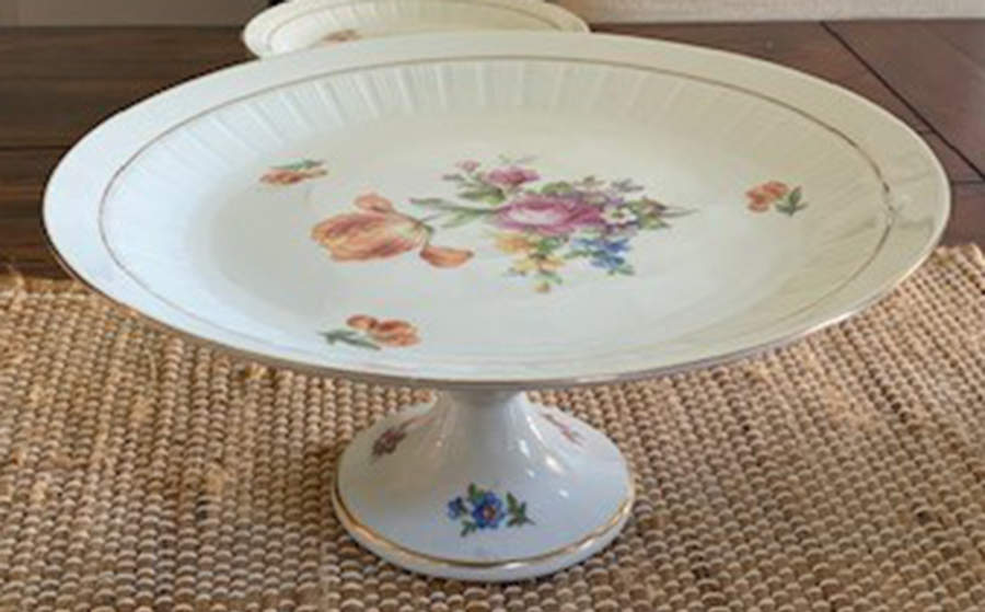 CZ11 Footed Cake Plate by Colditz Porzellan-1