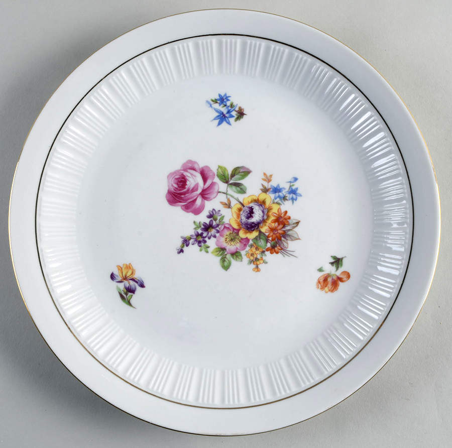 CZ11 Dinner Plate by Colditz Porzellan-1