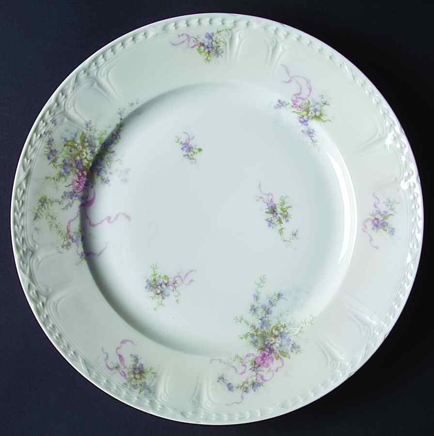 CHF1382 Dinner Plate by Charles Field Haviland-1