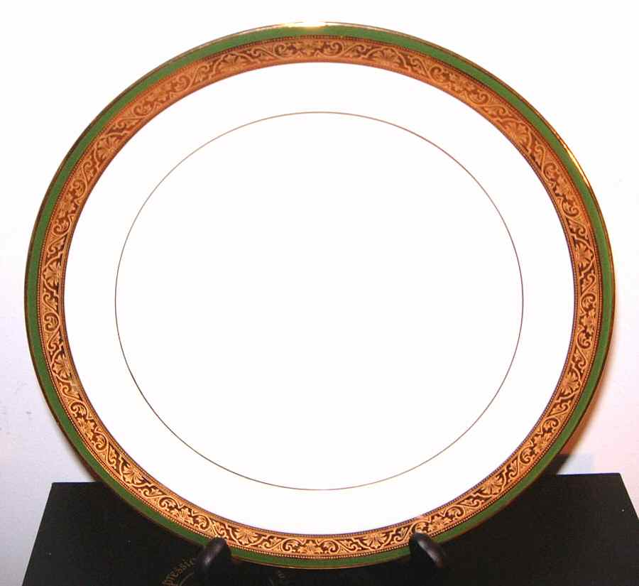 CHF1383 Dinner Plate by Charles Field Haviland-1