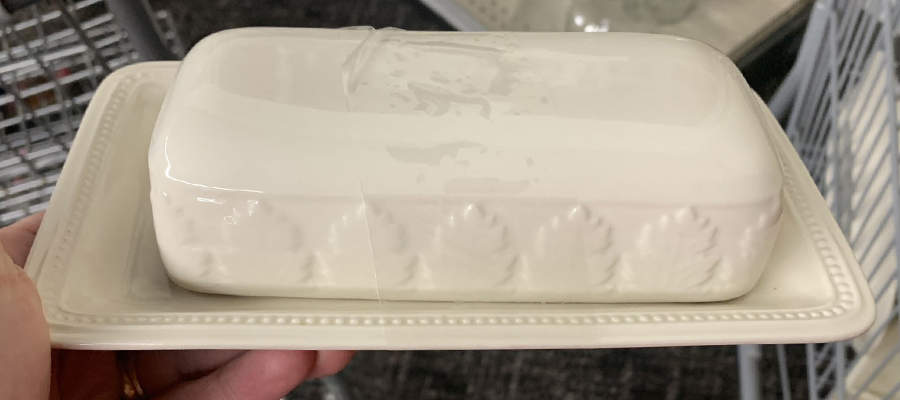 Acanthus 1/4 Lb Covered Butter by Coventry (PTS)-1