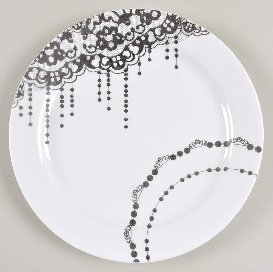 Vintage Lace Dinner Plate by Corning Corelle-1